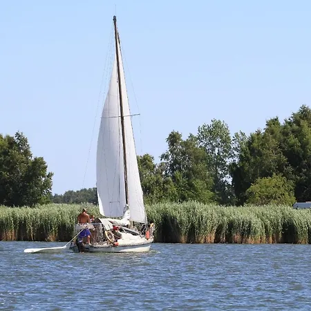 Meeresblickresidenzen Nr 39 Mit Sauna- Und Schwimmbadnutzung Im Ahoi Sellin *